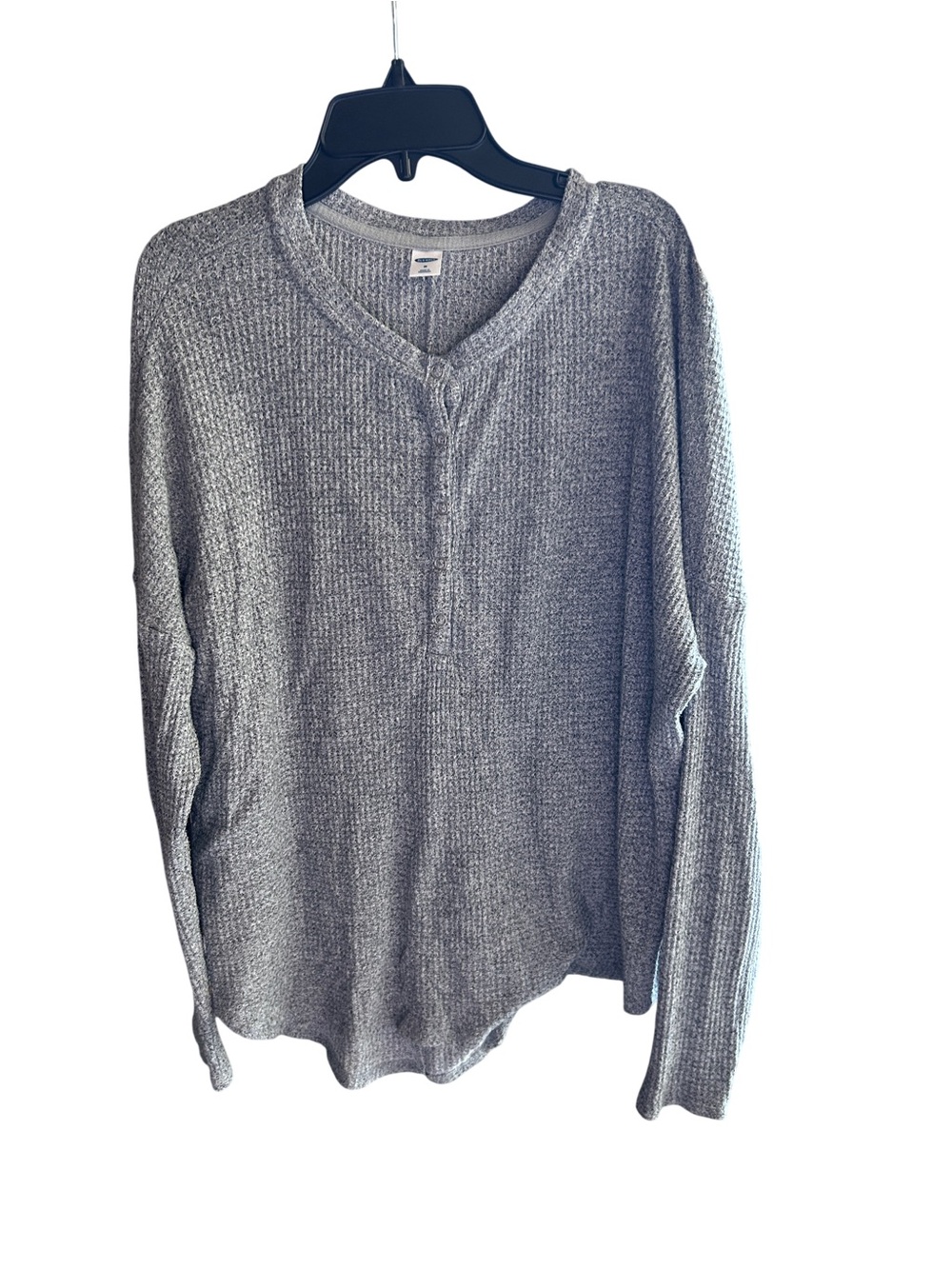 Ladies Gray Waffle-Knit V-Neck Sweater